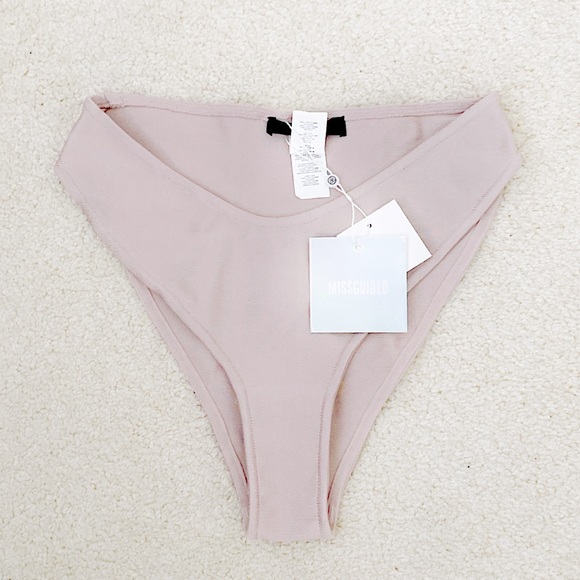 Missguided High Leg Bikini Set - Picture 4 of 8